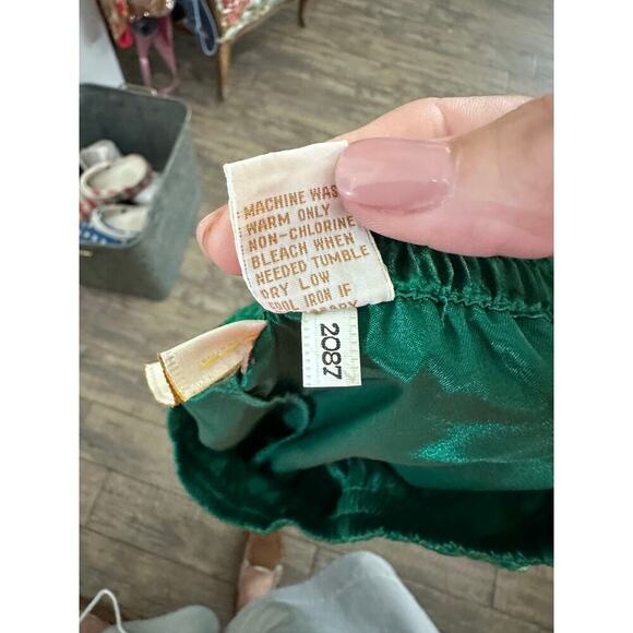 Vintage Victoria's Secret Green gold label Shirt & Bottom 2pec Set Size L - Picture 6 of 7